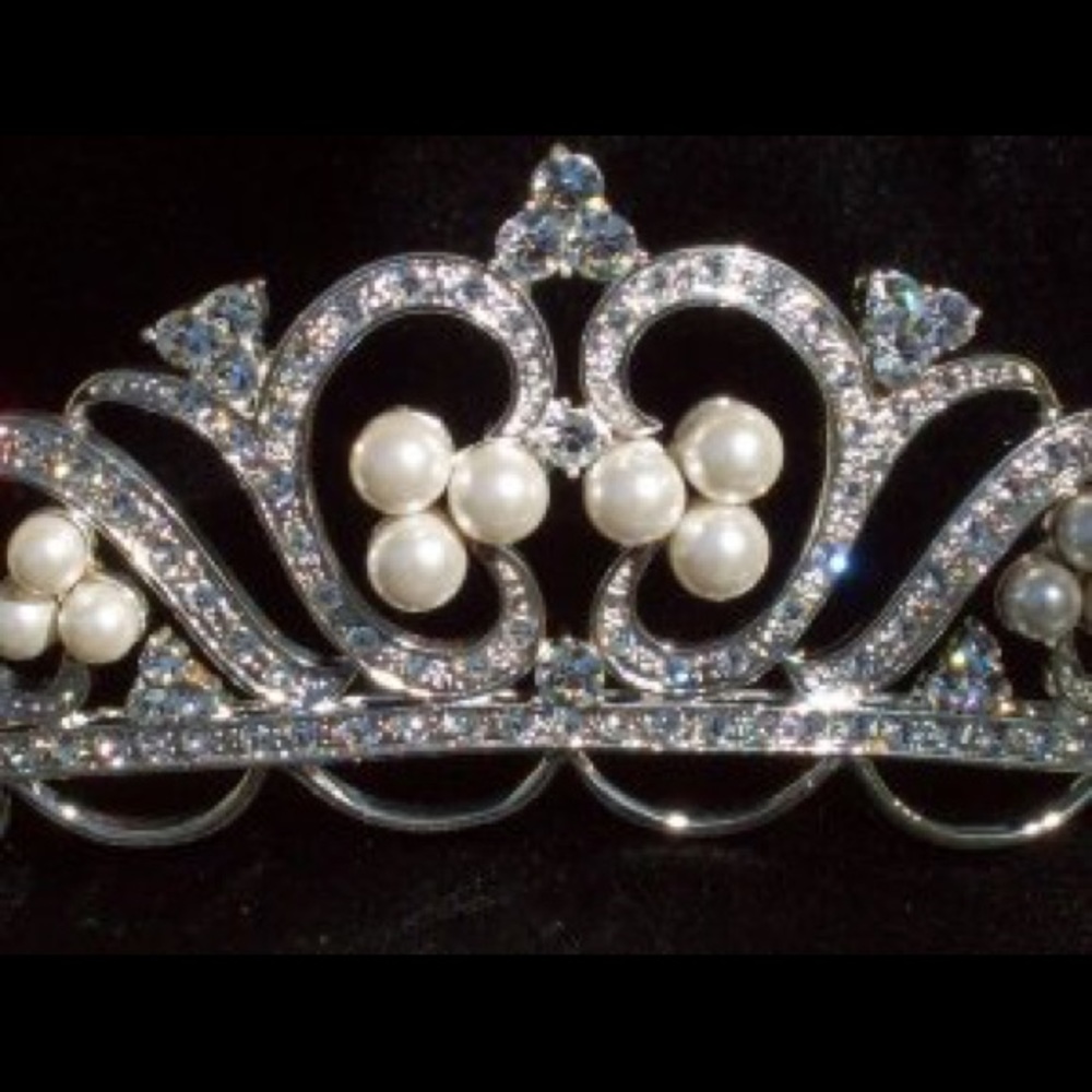 Pave Rhinestone & Pearl Tiara - Picture 3 of 4